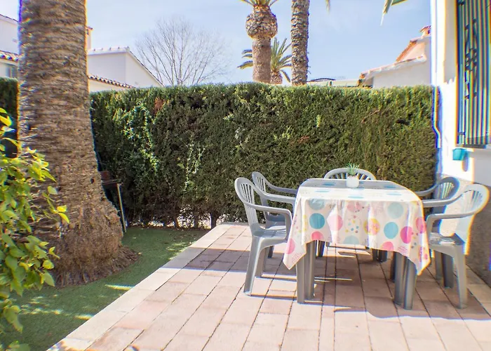 2 Hab Cerca Piscina Toboganes. Wifi Gratis Villa *