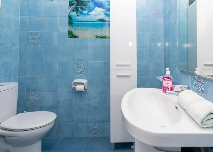 2 Hab Cerca Piscina Toboganes. Wifi Gratis *